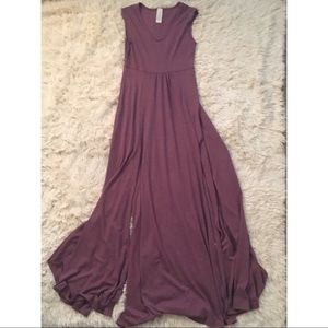 Elle Maxi Dress